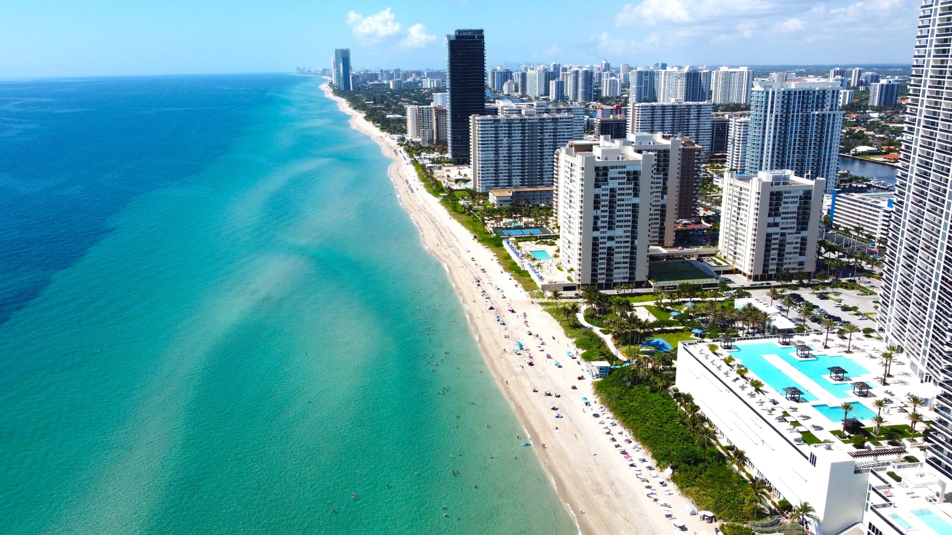 listings For Sale in Hallandale Beach